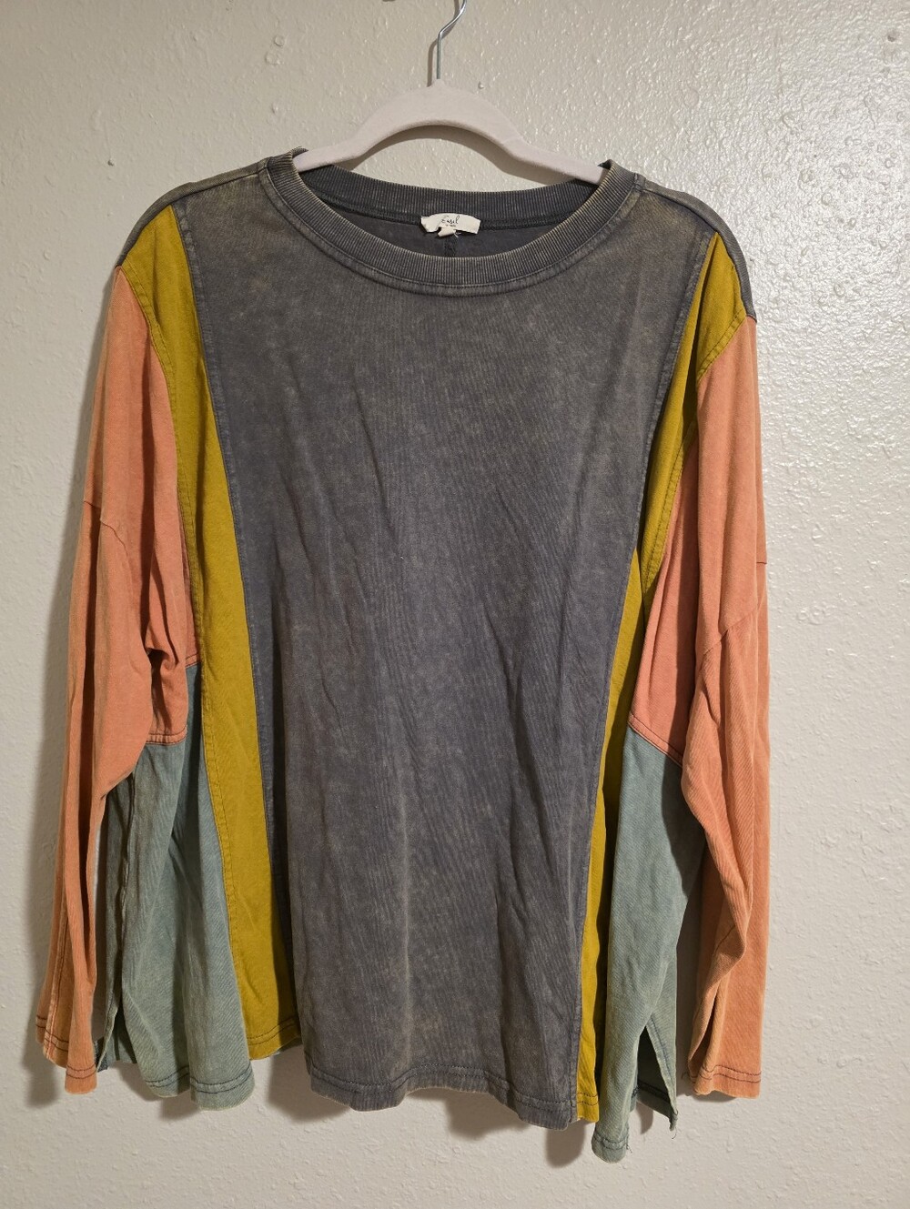 Easel Tee - Picture 1 of 3